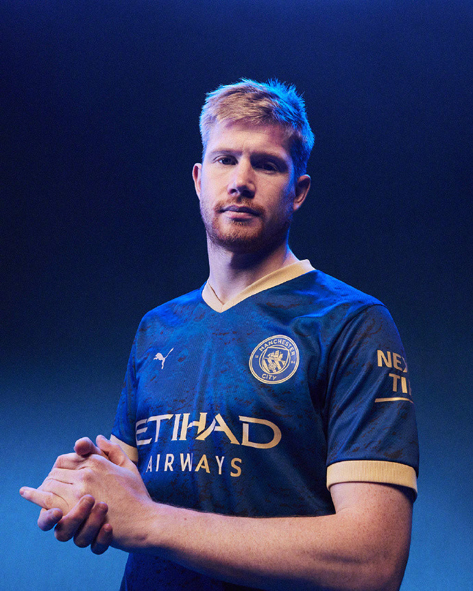 [足球之夜]中国女足：稳帅 调阵 迎亚洲杯