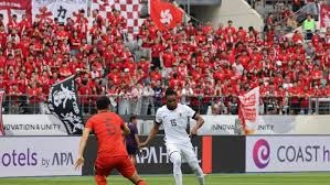 刘炜：新疆男篮续约劳森+签上季北京外援纳托尔 第三外援正沟通